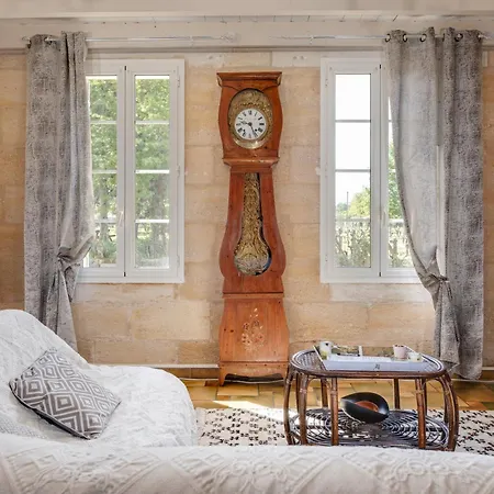 Holiday home Chateau Vieux Mougnac St-emilion